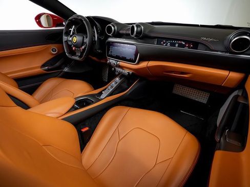 Used 2019 Ferrari Portofino image 49