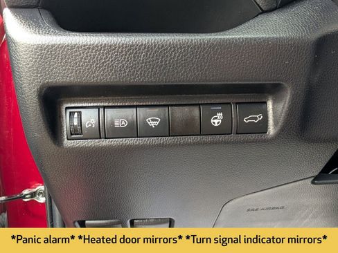 Used 2020 Toyota RAV4 XLE Premium image 11