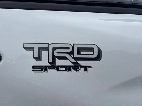 Used 2024 Toyota Tacoma TRD Sport AWD/4WD image 7