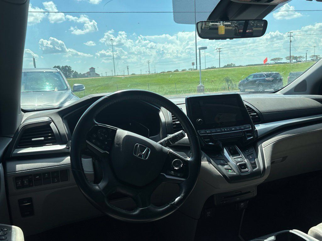 Used 2020 Honda Odyssey EX-L image 3