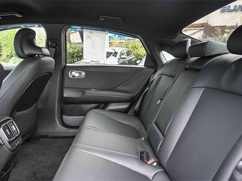 Certified 2025 Hyundai Ioniq 6 SEL image 16