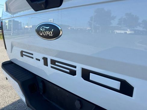 Used 2018 Ford F150 XLT w/ Equipment Group 302A Luxury AWD/4WD image 12