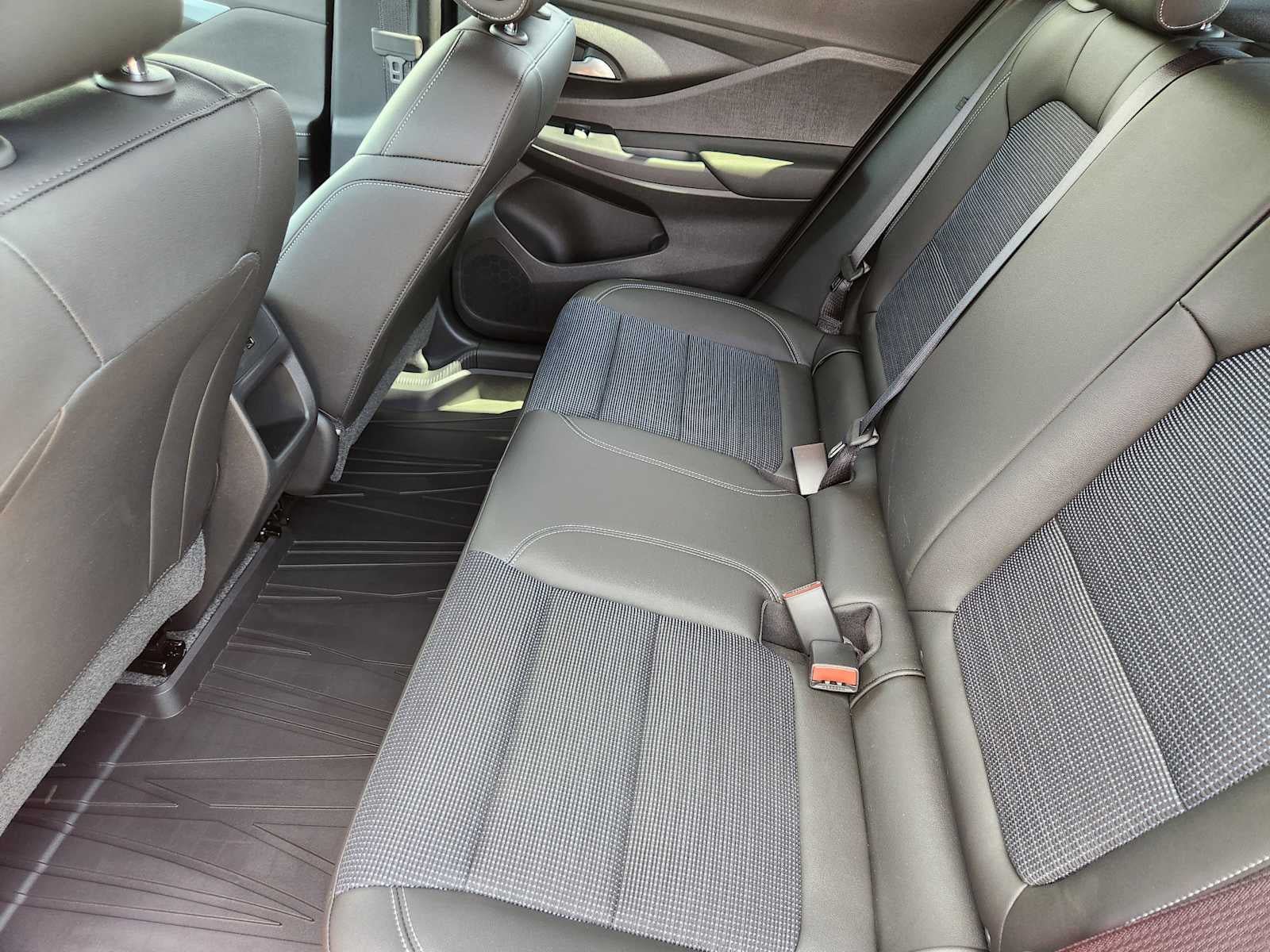 New 2026 Buick Envista Preferred w/ Convenience I Package FWD image 9