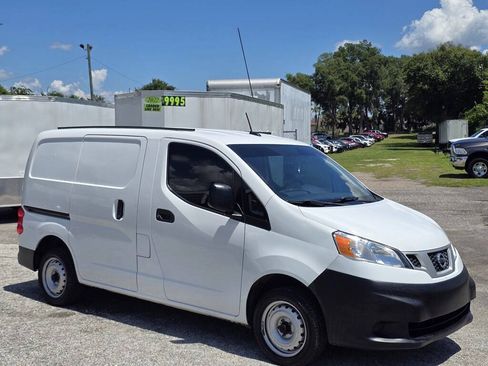 Used 2020 Nissan NV200 S FWD image 2
