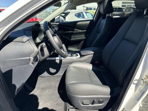 Certified 2025 MAZDA CX-30 AWD 2.5 S w/ Preferred Package image 28