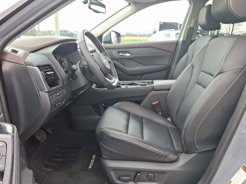 Certified 2023 Nissan Rogue SL w/ SL Premium Package image 13