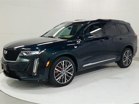 Used 2024 Cadillac XT6 Sport w/ Platinum Package image 3