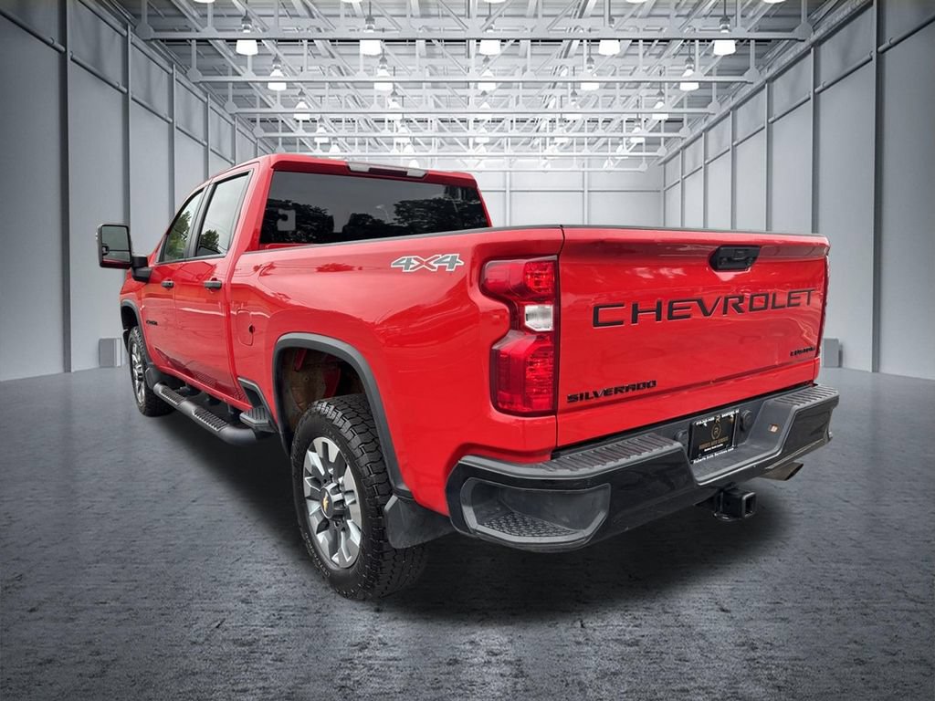 Used 2022 Chevrolet Silverado 2500 Custom w/ Custom Value Package AWD/4WD image 3