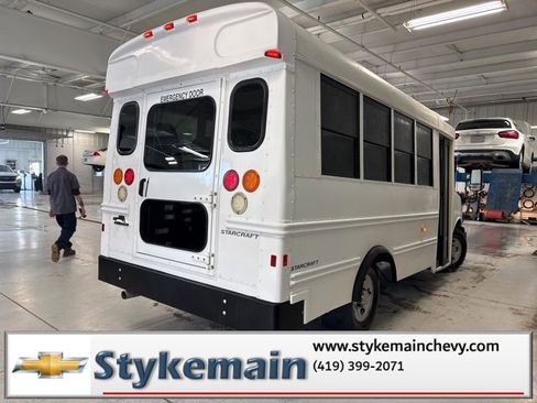 Used 2013 Chevrolet Express 3500 Work Van 2D Chassis w/ School Bus Package image 10