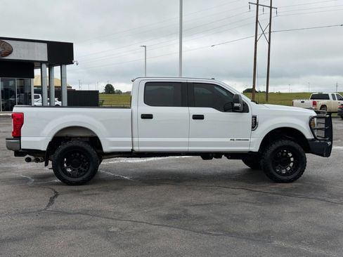 Used 2019 Ford F250 XL w/ STX Appearance Package AWD/4WD image 6