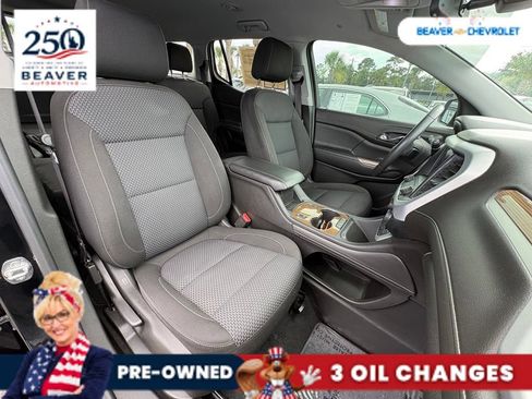 Used 2021 GMC Acadia SLE w/ Driver Convenience Package FWD image 28