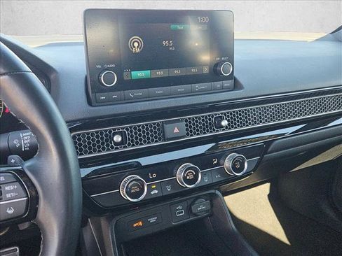 Used 2023 Honda Civic Sport image 17