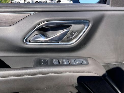 Used 2024 Chevrolet Tahoe LT w/ LT Signature Package AWD/4WD image 40