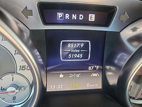 Used 2013 Mercedes-Benz SL 550 image 11