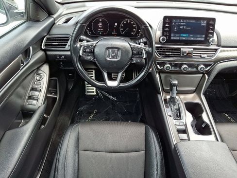 Used 2022 Honda Accord Sport image 11