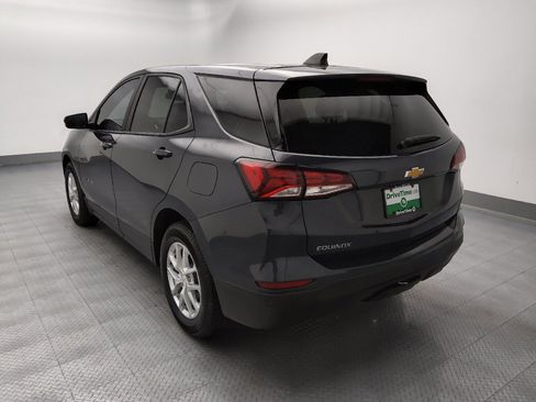 Used 2022 Chevrolet Equinox LS w/ LS Convenience Package FWD image 5