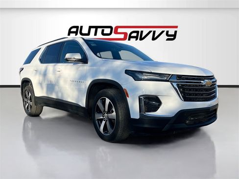 Used 2023 Chevrolet Traverse LT w/ LT Premium Package image 1