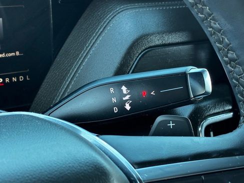 Used 2025 GMC Yukon Denali image 24