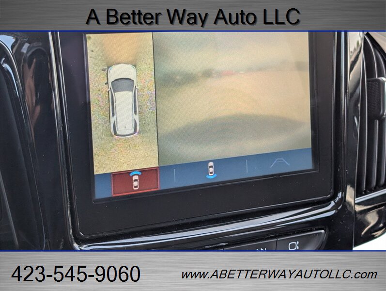 Used 2019 Chevrolet Traverse LT w/ LT Premium Package AWD/4WD image 13