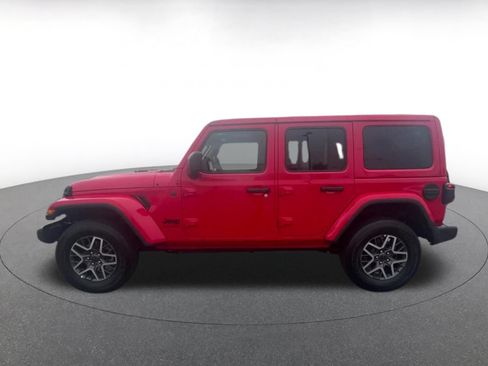 Used 2025 Jeep Wrangler Unlimited Sahara AWD/4WD image 8