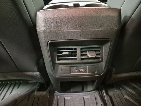 Used 2024 Chevrolet Colorado Z71 w/ Z71 Convenience Package 2 image 22