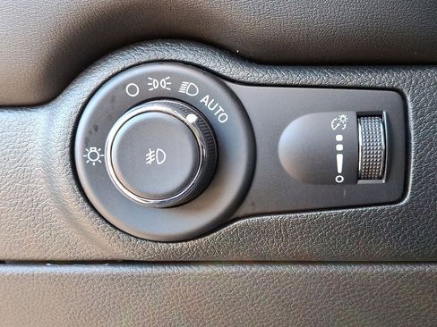 Used 2023 Dodge Durango Citadel image 18