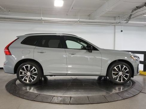 Used 2025 Volvo XC60 B5 Plus w/ Protection Package Premier AWD/4WD image 8