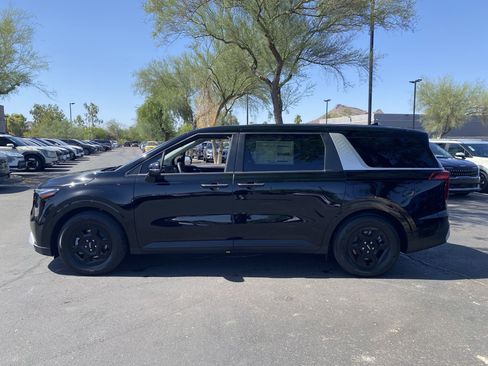 New 2026 Kia Carnival image 5