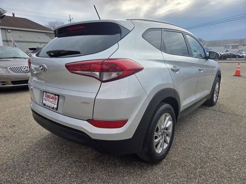 Used 2016 Hyundai Tucson SE w/ Option Group 02 image 7