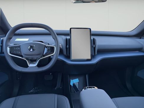 New 2026 Volvo EX30 Plus image 14