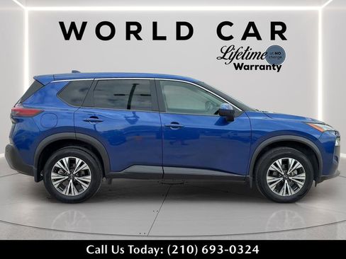 Used 2023 Nissan Rogue SV FWD image 8