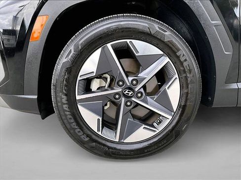 Used 2025 Hyundai Tucson SEL FWD image 10
