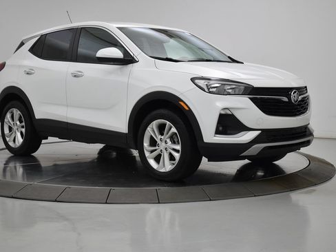 Used 2023 Buick Encore GX Preferred w/ Cold Weather Comfort Package AWD/4WD image 10