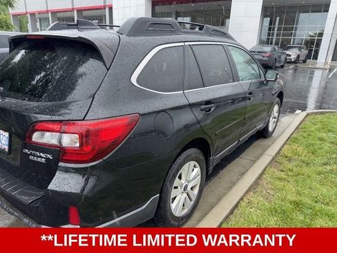 Used 2016 Subaru Outback 2.5i Premium AWD/4WD image 3