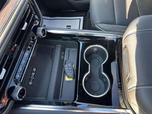 New 2026 Chevrolet Tahoe Premier image 53