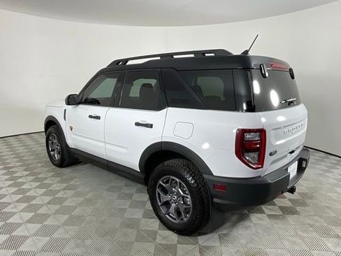 Used 2024 Ford Bronco Sport Badlands image 3