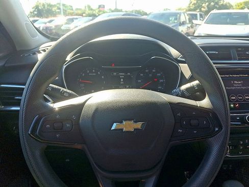 Used 2023 Chevrolet TrailBlazer LT w/ Convenience Package image 17