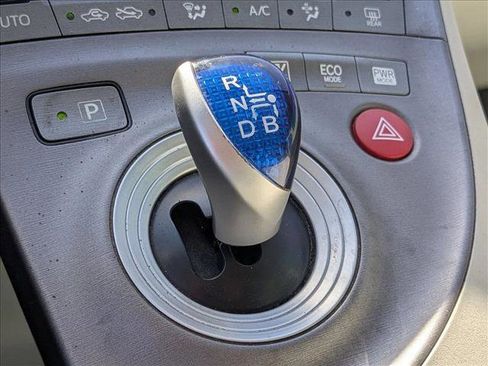 Used 2015 Toyota Prius Two image 11