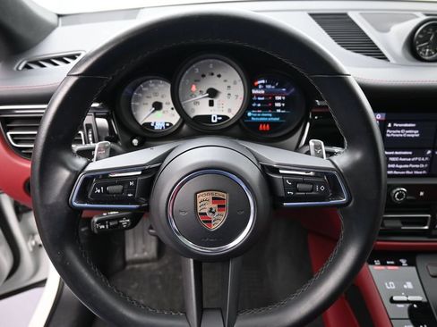 Certified 2024 Porsche Macan S AWD/4WD image 12