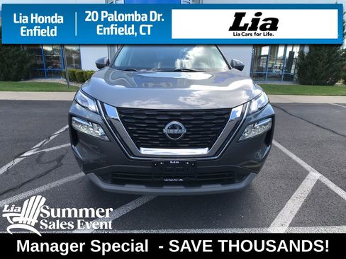 Used 2023 Nissan Rogue SV AWD/4WD image 2