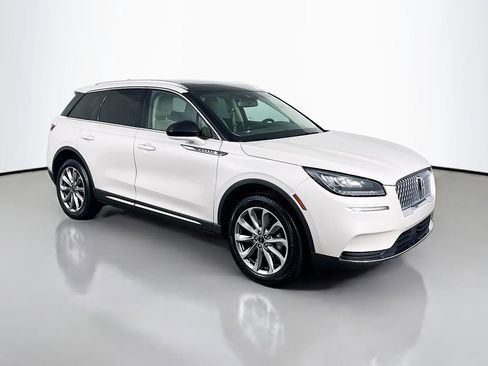 Used 2022 Lincoln Corsair FWD w/ Premium Package image 3