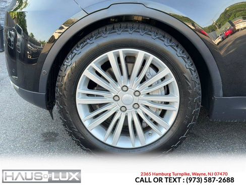 Used 2018 Land Rover Discovery HSE Luxury AWD/4WD image 10
