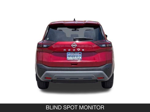 Used 2023 Nissan Rogue S FWD image 9