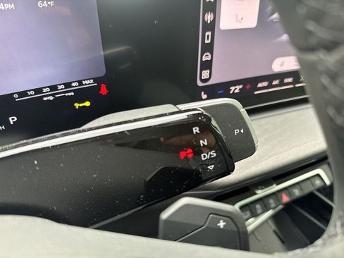 New 2026 Audi Q3 quattro 2.0T AWD/4WD image 15