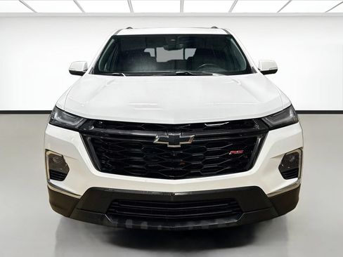 Used 2023 Chevrolet Traverse RS w/ LPO, Floor Liner Package AWD/4WD image 2