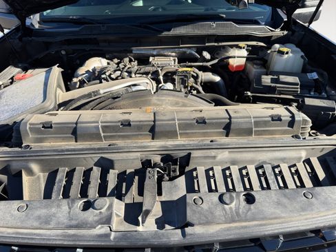 Used 2023 Chevrolet Silverado 2500 LTZ w/ LTZ Plus Package image 31