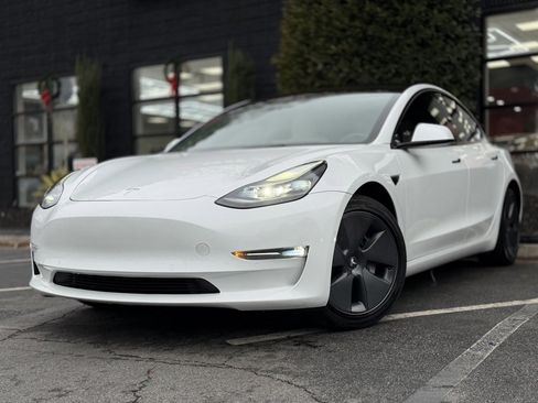 Used 2022 Tesla Model 3 Long Range image 2