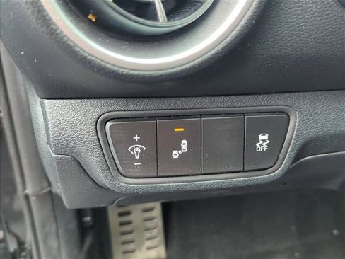 Used 2024 Kia Forte GT-Line FWD image 11