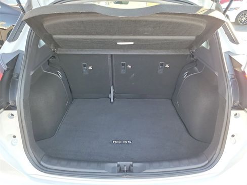 Used 2024 Nissan Kicks SR w/ SR Premium Package image 25