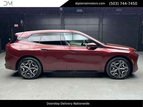 Used 2026 BMW iX xDrive60 AWD/4WD image 7